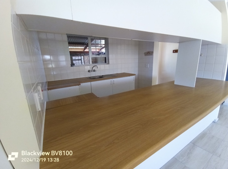 2 Bedroom Property for Sale in West Bank Western Cape